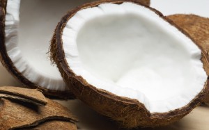 7 Amazing Benefits Of Coconut Oil For Hair